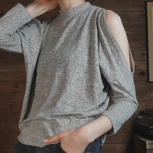 Mock Neck Shoulder Cut Out Long Sleeve Shirt - Picture 3 of 6